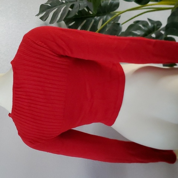 New Lovers+Friends Christmas Red Crop Sweater sz M long sleeve top Hot - Picture 6 of 7